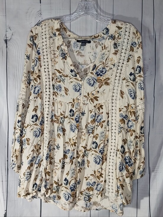 American Eagle Outfitters Tops - American Eagle Outfitters Floral Boho Peasant V-Neck Lace Trim Flowy Blouse